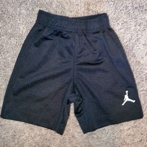 Boys Jordan mesh shorts
